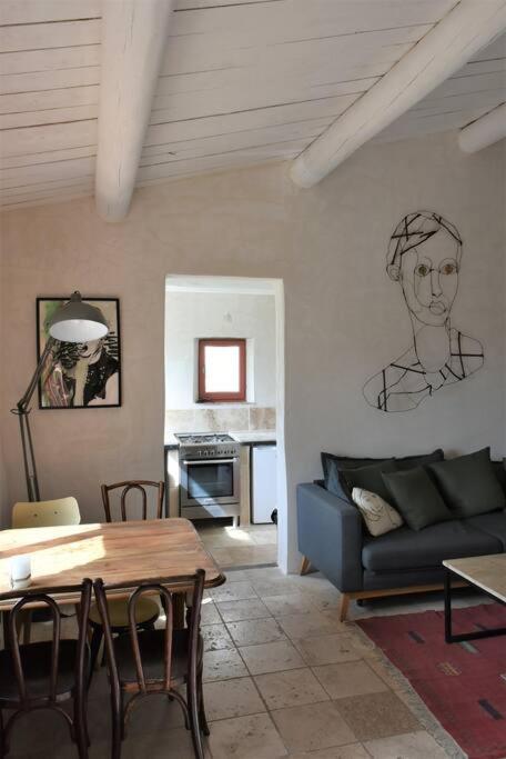 La Petite Maison Des Artistes Séguret Exteriör bild