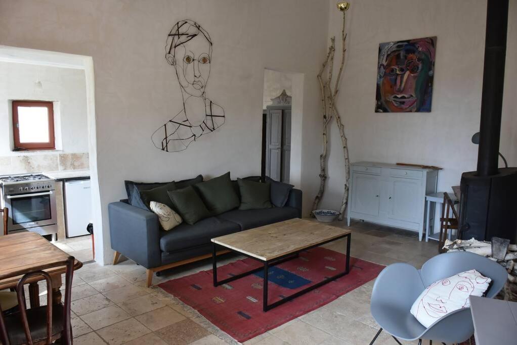 La Petite Maison Des Artistes Séguret Exteriör bild